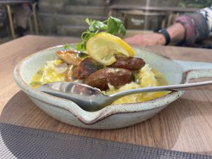 🤤 so tasty lots of 🍋   at Remedio Santo Campo Alegre in Porto