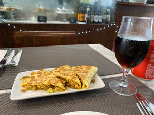 Quesadilla at Remedio Santo Campo Alegre in Porto