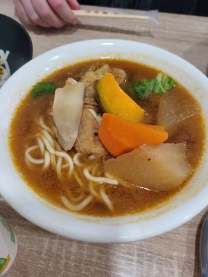 Noodles in braised vegetable soup - was good at Yí Hēng Zhāi 宜亨齋 in Taipei