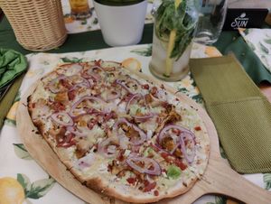 Flammkuchen mit Haselnüssen, Lauch, Speck und Pfifferlingen at Flammerie Alt-Saarbrücken in Saarbrucken