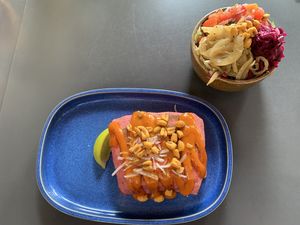Burrito Chimichirri mit Beilagensalat  at Enchilada in Bremen