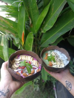 Vegan smoothie bowls at Cacao Flow in Jimbaran