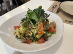 Biodynamic salad with Kimchi  at Les Maduixes in Valencia