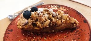 Apple Pie (Strudel de Manzana) at Les Maduixes in Valencia