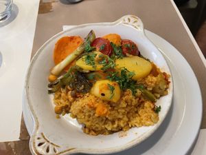 Roasted rice with veggies   at Les Maduixes in Valencia
