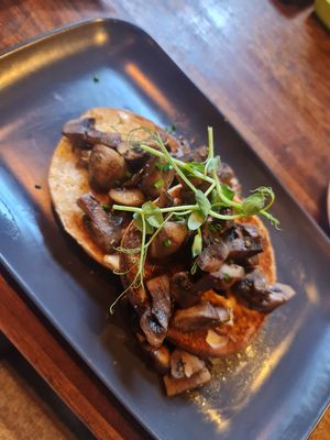 Vegan Shroomentine Hollandaise at Spout Brew House in Leek