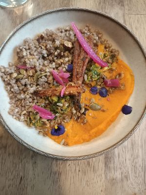 Au chacha y a du vegan aussi at ChaCha in Nantes