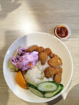 Chicken cutlet rice at En Hui Vegetarian Food 恩惠素食 - Marsiling in North Singapore