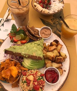 lots of great vegan options, went there three times. this is the vegan brunch plate at Shake Cafe - Camillo Cavour in Florence