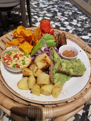 Vegan breakfast plate at Shake Cafe - Camillo Cavour in Florence