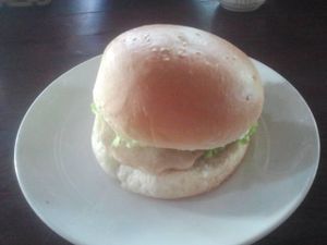 Hamberger 6000 khr at Vitking House in Siem Reap