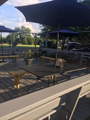 Outdoor seating  at Arditi Pizzeria in Lawrenceville