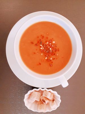 Spicy Carrot Soup at Veggie Lovers in Seongnam