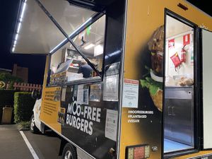 Parked next to Charlie’s Raw Squeeze in Clayfield  at MooFree Burgers - Food Truck in Morningside