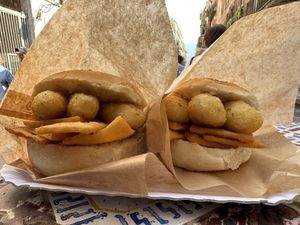 Pane con panelle e crocchè  at kePalle - Via Maqueda in Palermo