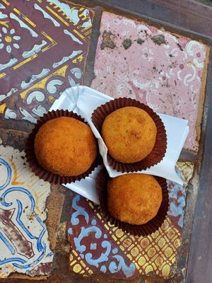 3 different vegan flavours at kePalle - Via Maqueda in Palermo