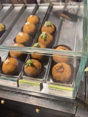   at kePalle - Via Maqueda in Palermo