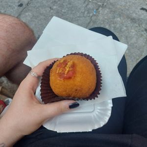Vegan ragù arancino at kePalle - Via Maqueda in Palermo