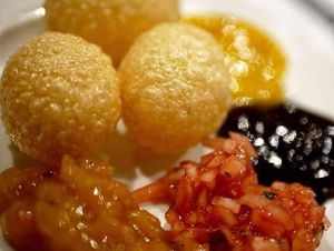 Love their ping pong poppadoms!! 
Cut in half and fill with your favs: mango chutney, lime pickle, chilli pickle with onion salad  at Indi-Yang in Torquay