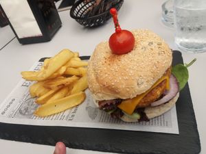 Vegan burguer at Papagayo in Torremolinos
