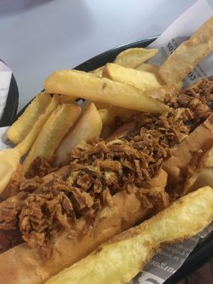 Vegan hot dog & crispy onions at Papagayo in Torremolinos