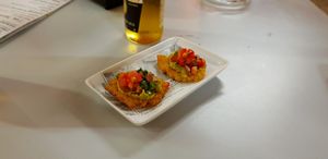 Tapas de maduro veganas at Papagayo in Torremolinos