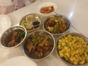 Buffet at Loving Hut in Valencia