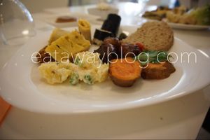 We have a great video which includes this restaurant!! at Loving Hut in Valencia