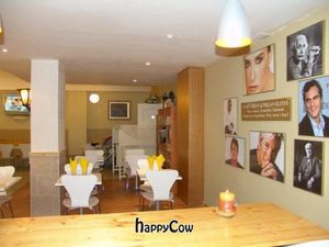 the restaurant at Loving Hut in Valencia