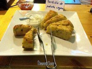 Tortilla with vegan ajoaceite at Loving Hut in Valencia