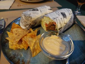 Seitan kebab with spicey sriracha mayo at La Tastaolletes in Valencia