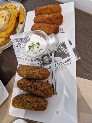2 different croquettes at La Tastaolletes in Valencia