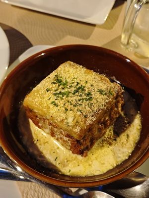Mousaka Bolognese at La Tastaolletes in Valencia