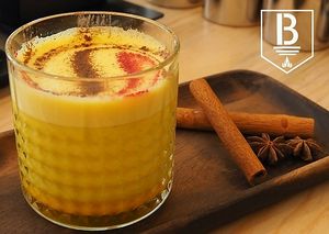 Turmeric & Spices Latte ( Choose from 6 differents organic vegan milks available ) at BEAT Brew Bar in Valencia