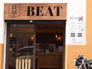 Entrance  at BEAT Brew Bar in Valencia