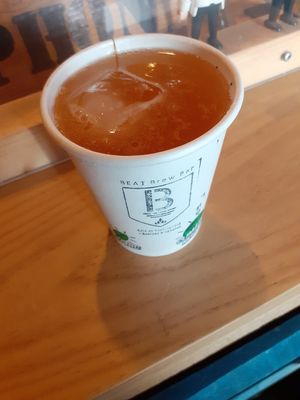 Coffee kombucha at BEAT Brew Bar in Valencia