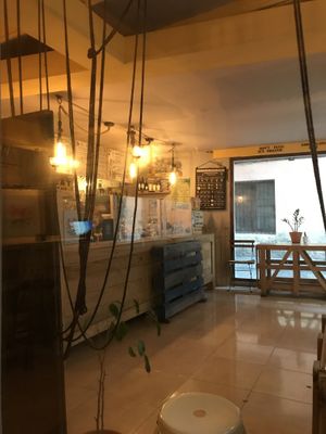 Interior shot at BEAT Brew Bar in Valencia