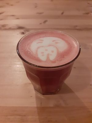 Remolatte with shot of coffee at BEAT Brew Bar in Valencia