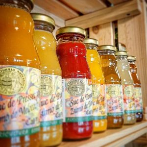 zumos ecológicos  at Berraco in Lleida