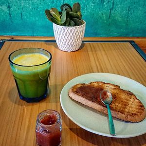 strawberry jam and fresh orange juice at Berraco in Lleida