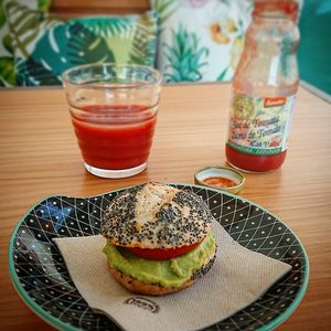 tomato juice guacamole berraquito at Berraco in Lleida