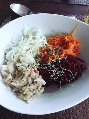 Bowl crudité du brunch  at Annie's Kitchen in Lille