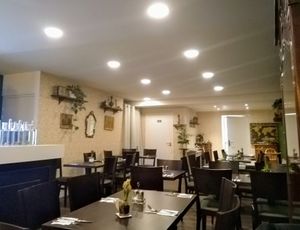 Interior at Annie's Kitchen in Lille