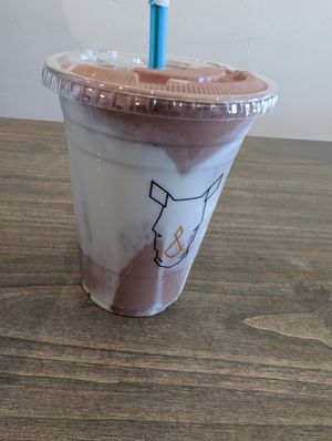 Raspberry Chocolate smoothie at Fix & Repeat in Bend