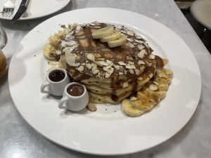 Banana pancakes  at Herbivore - Shin Kong Mitsukoshi in Taipei