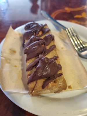 Salted caramel bar at And 유 (Yu) Cafe in Jeju