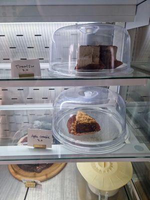 Cakes at And 유 (Yu) Cafe in Jeju