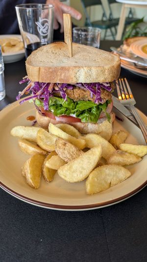 Chickn burger at And 유 (Yu) Cafe in Jeju