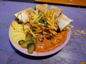 ShaVarma wrap plate at Bodhi in Mannheim