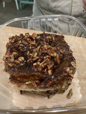 Sticky bun  at Pinoyshki in Seattle